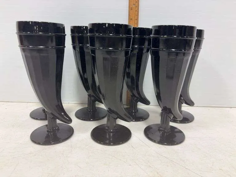Black Tiara horn goblets