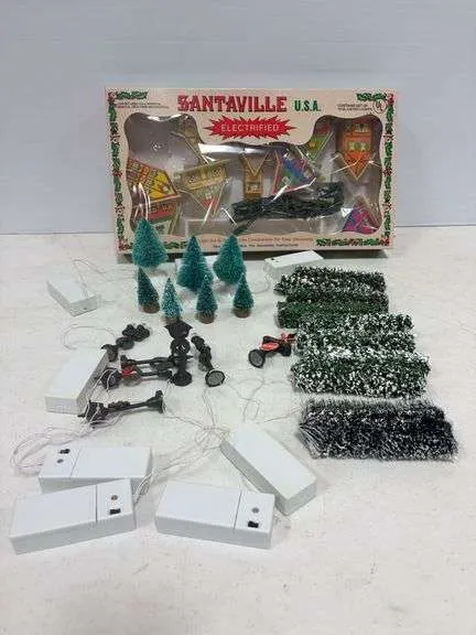 Vintage electrified Santaville, lamps w/ batteries & trees