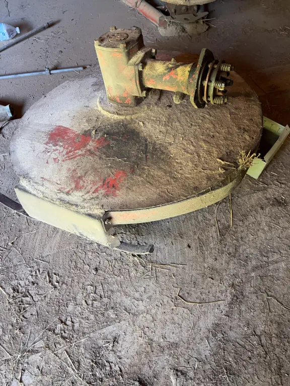 Mower deck for walk behind Gravely