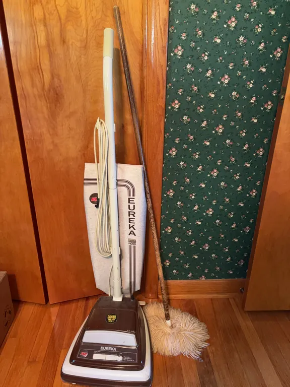 Sweeper & dust mop