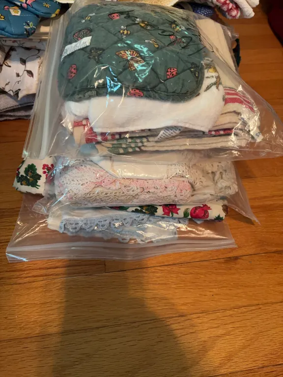 Hot pads, doilies & more
