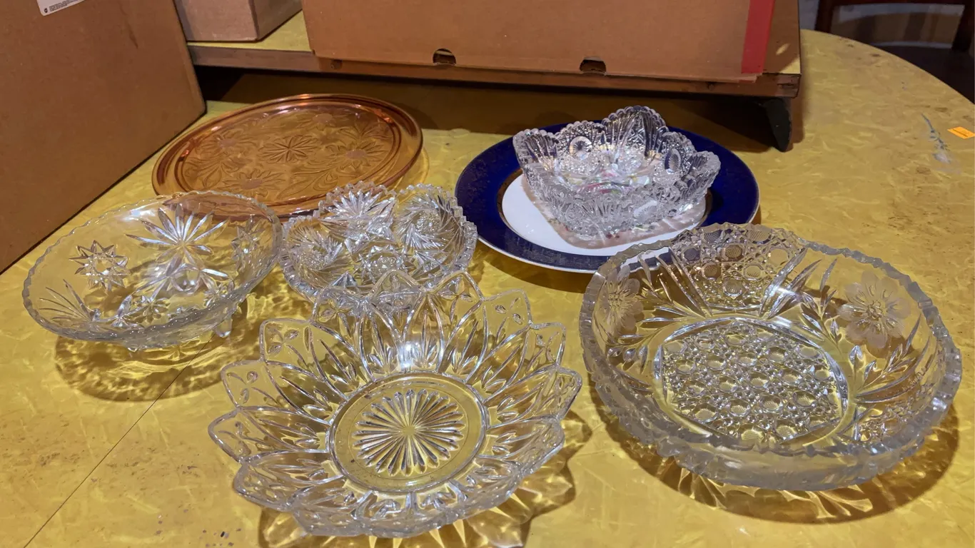 Assorted glassware
