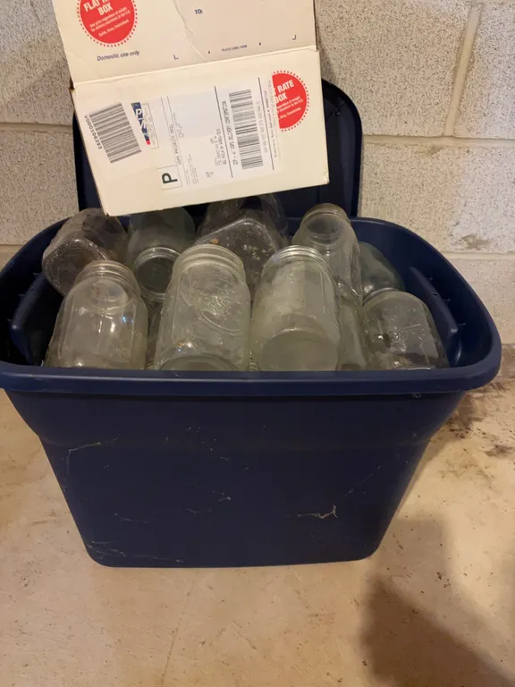 Large lot of quart jars