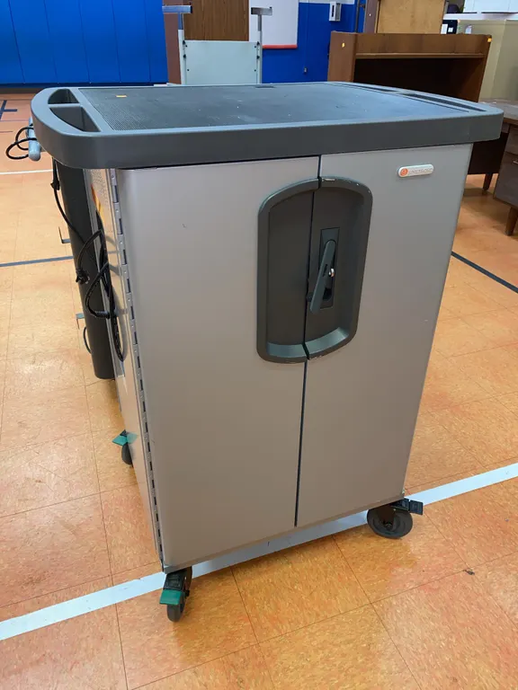 Brettford Apple Charging Cabinets