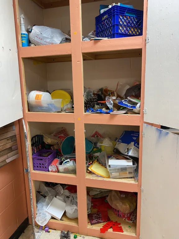 Supplies & Decor