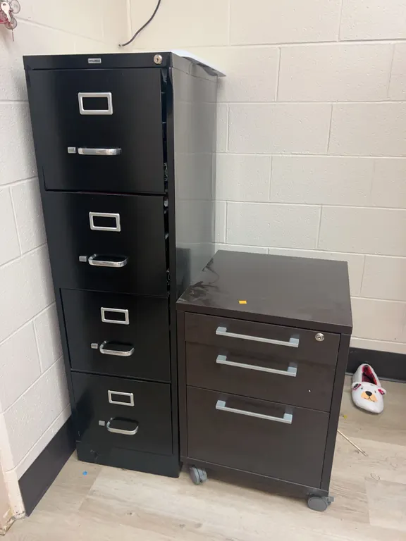 Office Max 4 Drawer Metal Filling Cabinet, 3 Drawer Rolling Metal Filing Cabinet