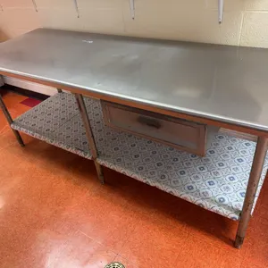 Stainless steel prep table