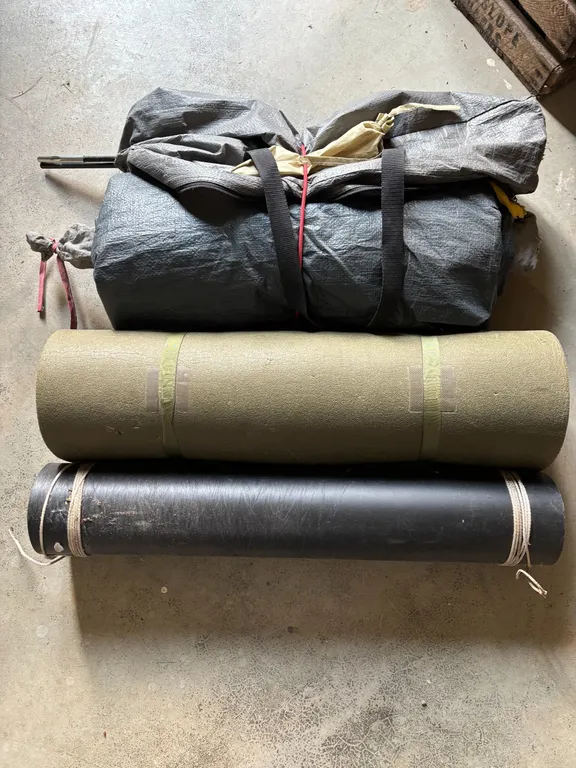 Tent and mats