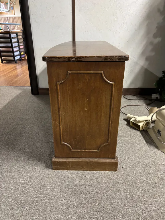Organ Bench (16"W x 44.5"L x 24"H)