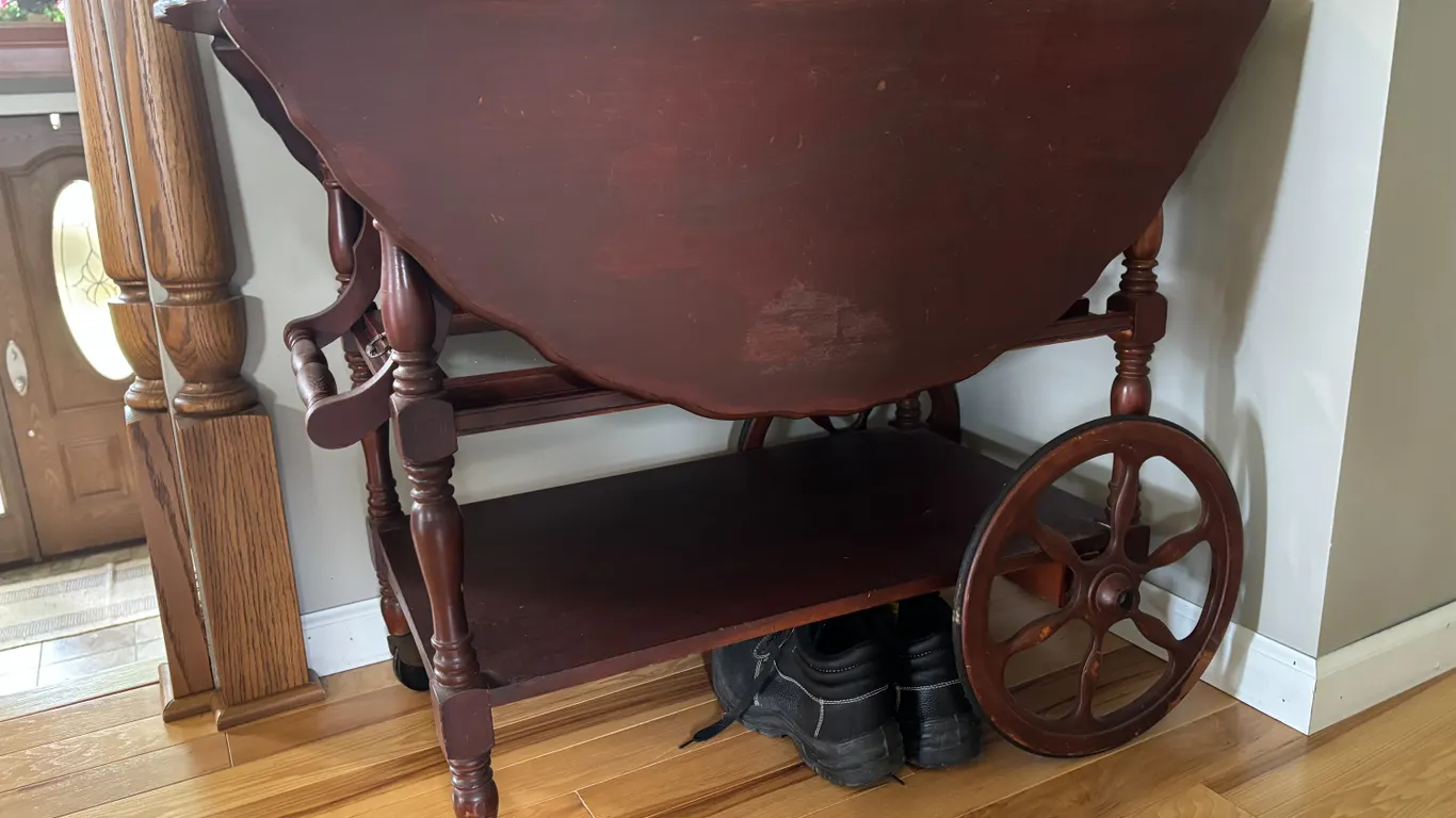 Tea/Serving Cart (32"W x 34"L x 30"H)