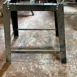 Metal stand (9"W x 20.5"L x 29" H)
