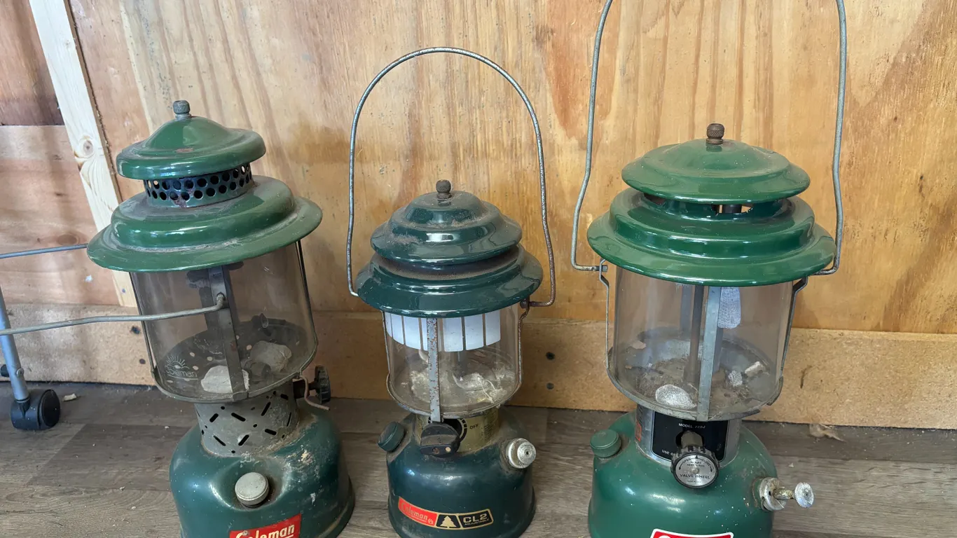 (3)- Coleman lanterns