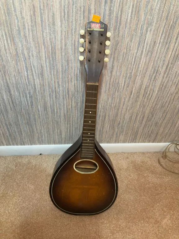 Vintage Flat Back Mandolin ( No Strings )