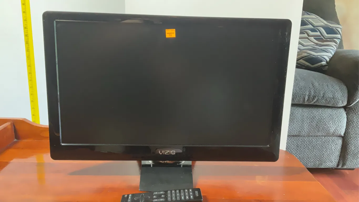 Vizio 22” Flatscreen Television