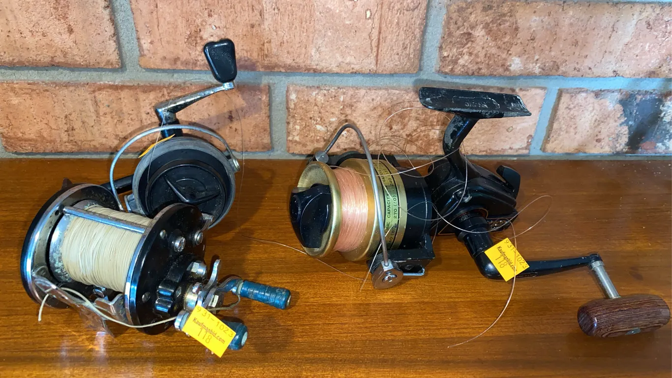 Vintage Open face & bait caster reels, Fly’s