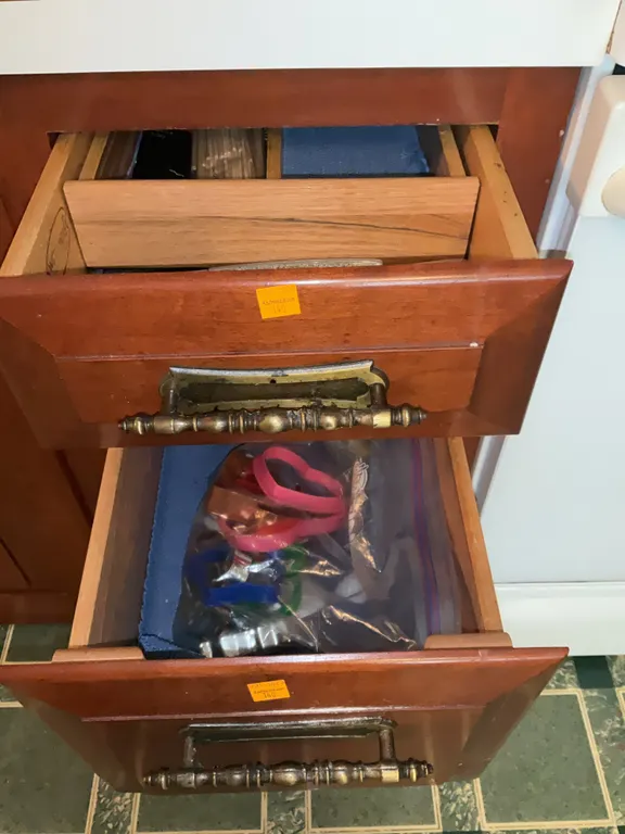 Contents of 3 Kitchen Drawers