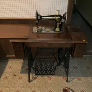 Vintage Singer Sewing Machine