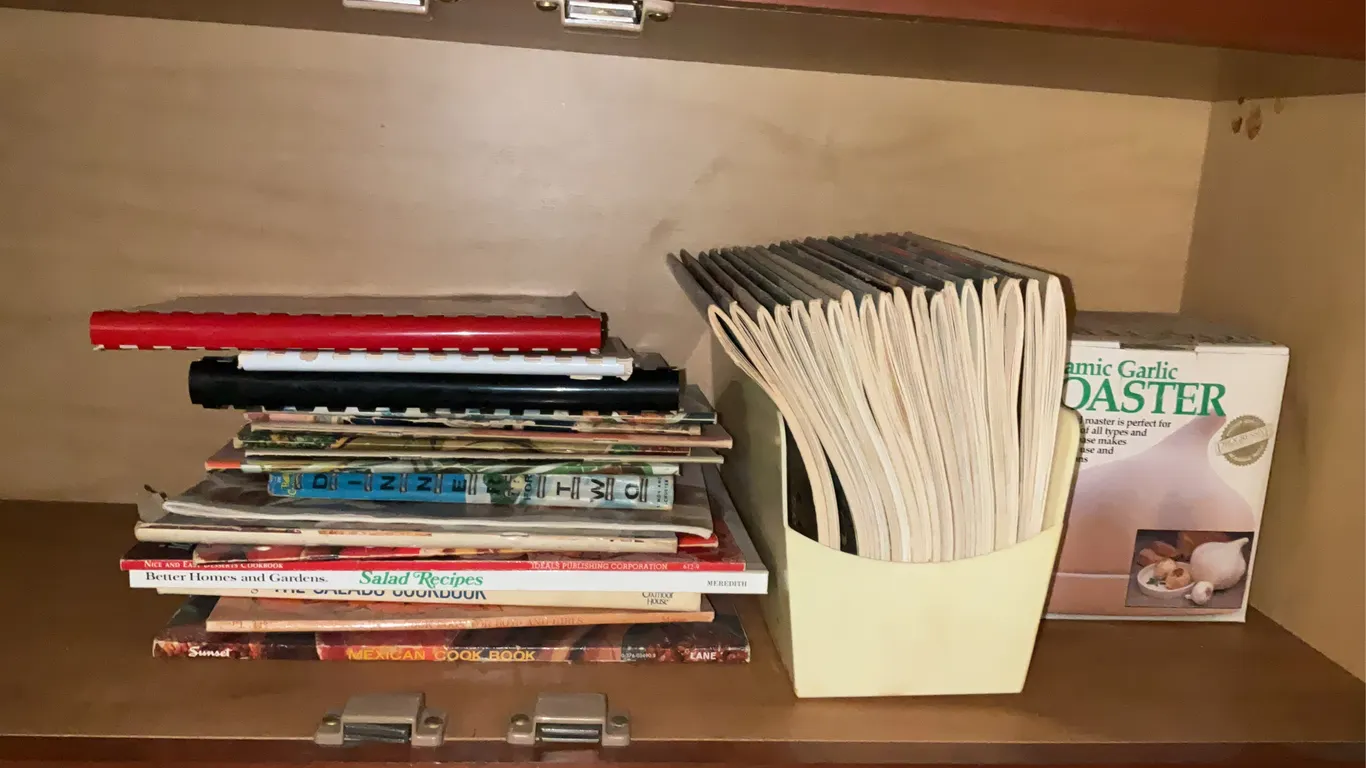 Assortment of Recipe Books, Garlic Roaster