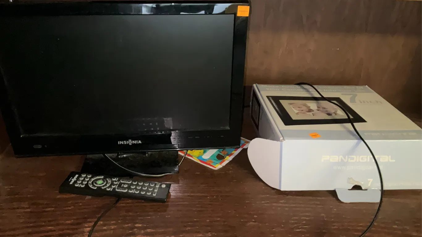 Insignia 15” Flatscreen Television, Digital Picture Frame, VCRs, Sony Sound System, Speakers