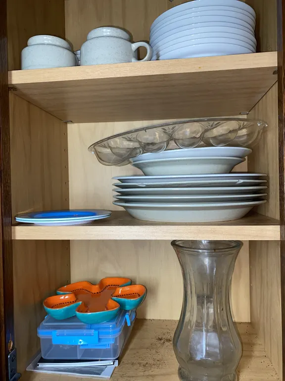 Dishes, glasses, vase