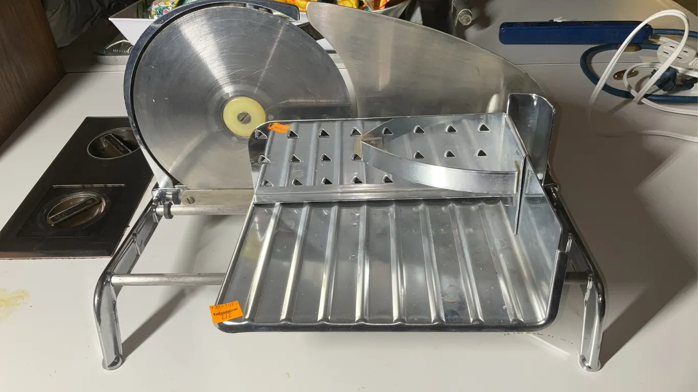 General 420 Meat Slicer