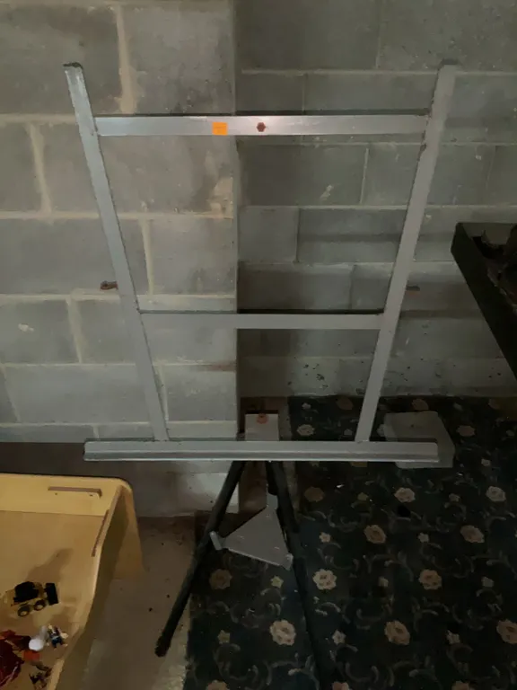 Metal Easel