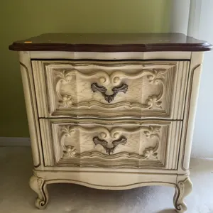 Bassett Furniture Ornate French 2 Drawer Night Stand
