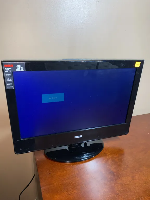RCA 19” LCD RV