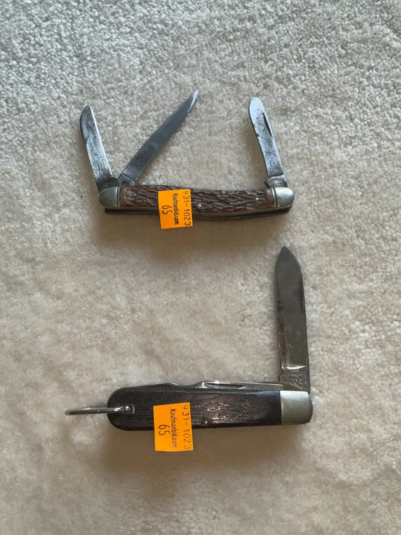 2 Pocket Knives