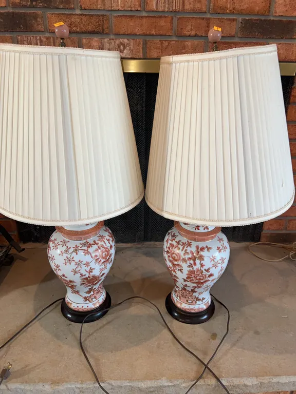 Set of (2) Porcelain Chinese Table Lamps