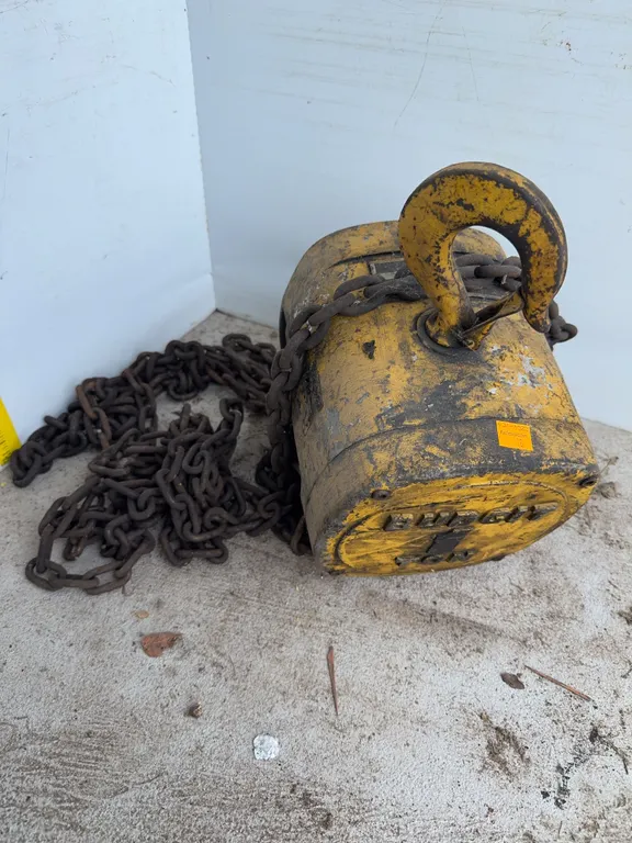 Budgit 1 Ton Manual Chain Hoist