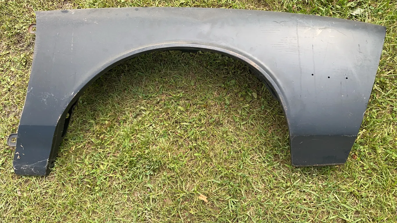 1978-79 Monte Carlo fender