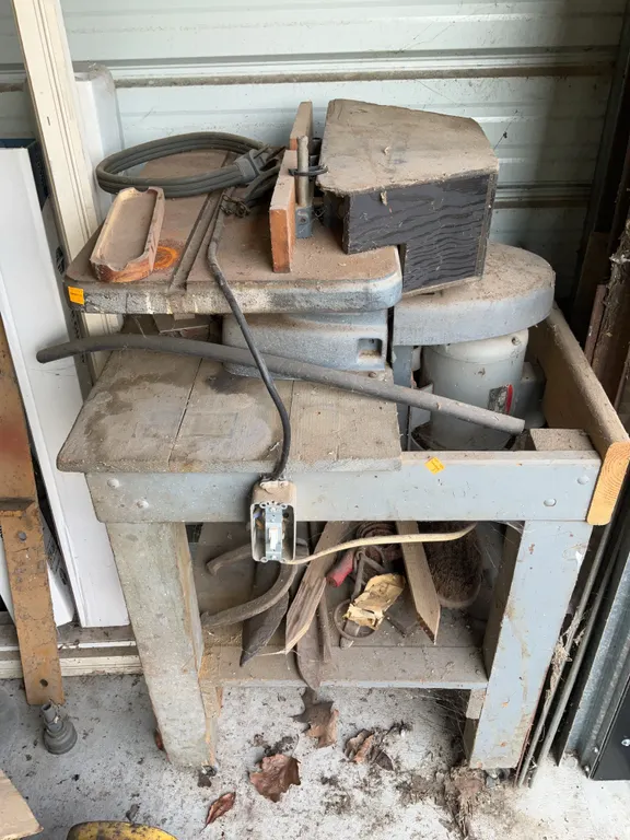 Dayton Router and Router Table