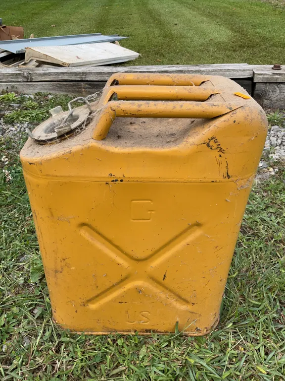 5 Gallon US Jerry Can (Full)
