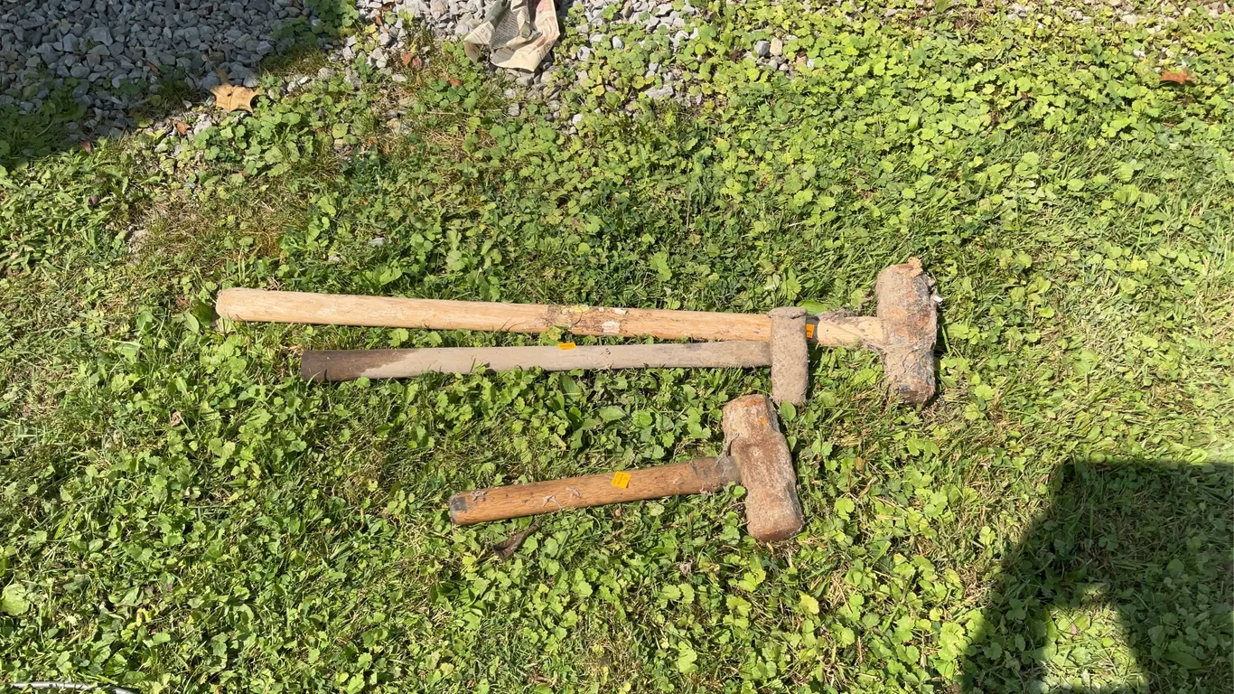 3 Sledge Hammers