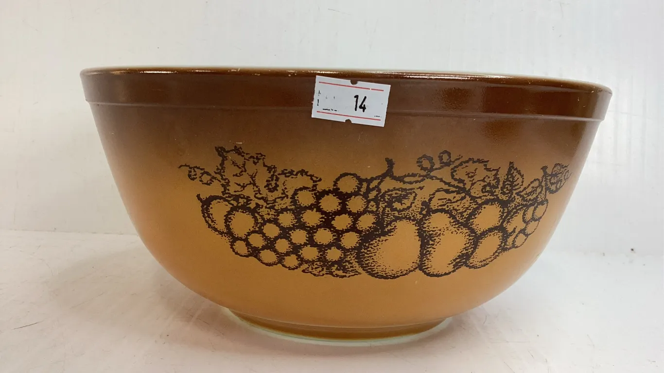 Vintage Pyrex Old Orchard Mixing Bowl