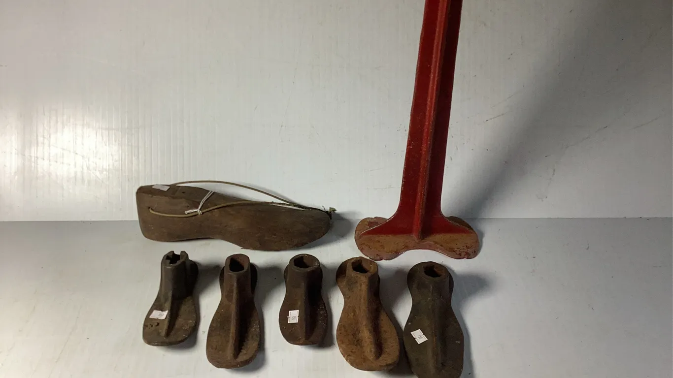Shoe Anvil, 6 Vintage Molds