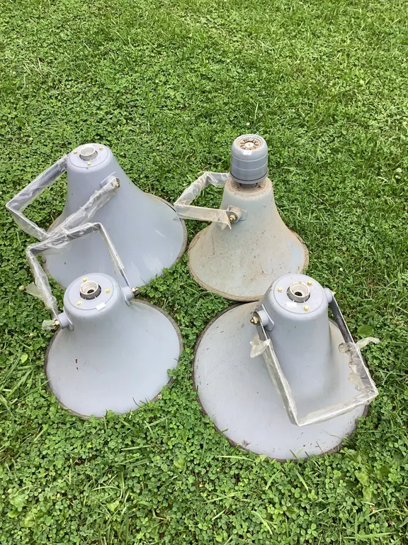 4 Speaker Horns