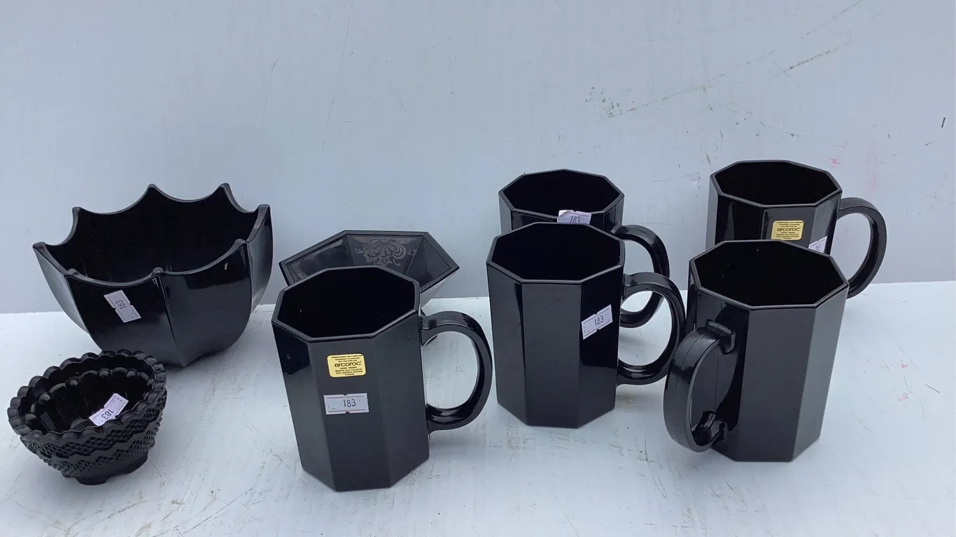 8 Pieces Black Amysteth Glass