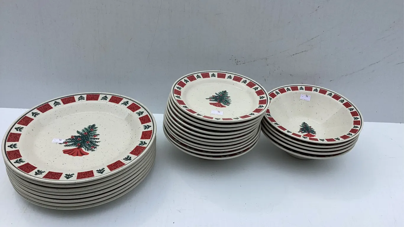 24 Piece Holiday Stoneware ( Plates, Saucers, Bowls)