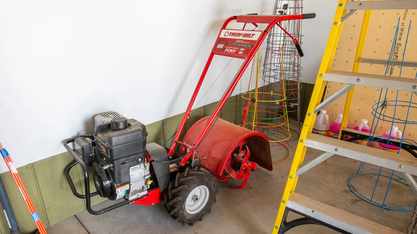 TROY-BILT 16" TILLER