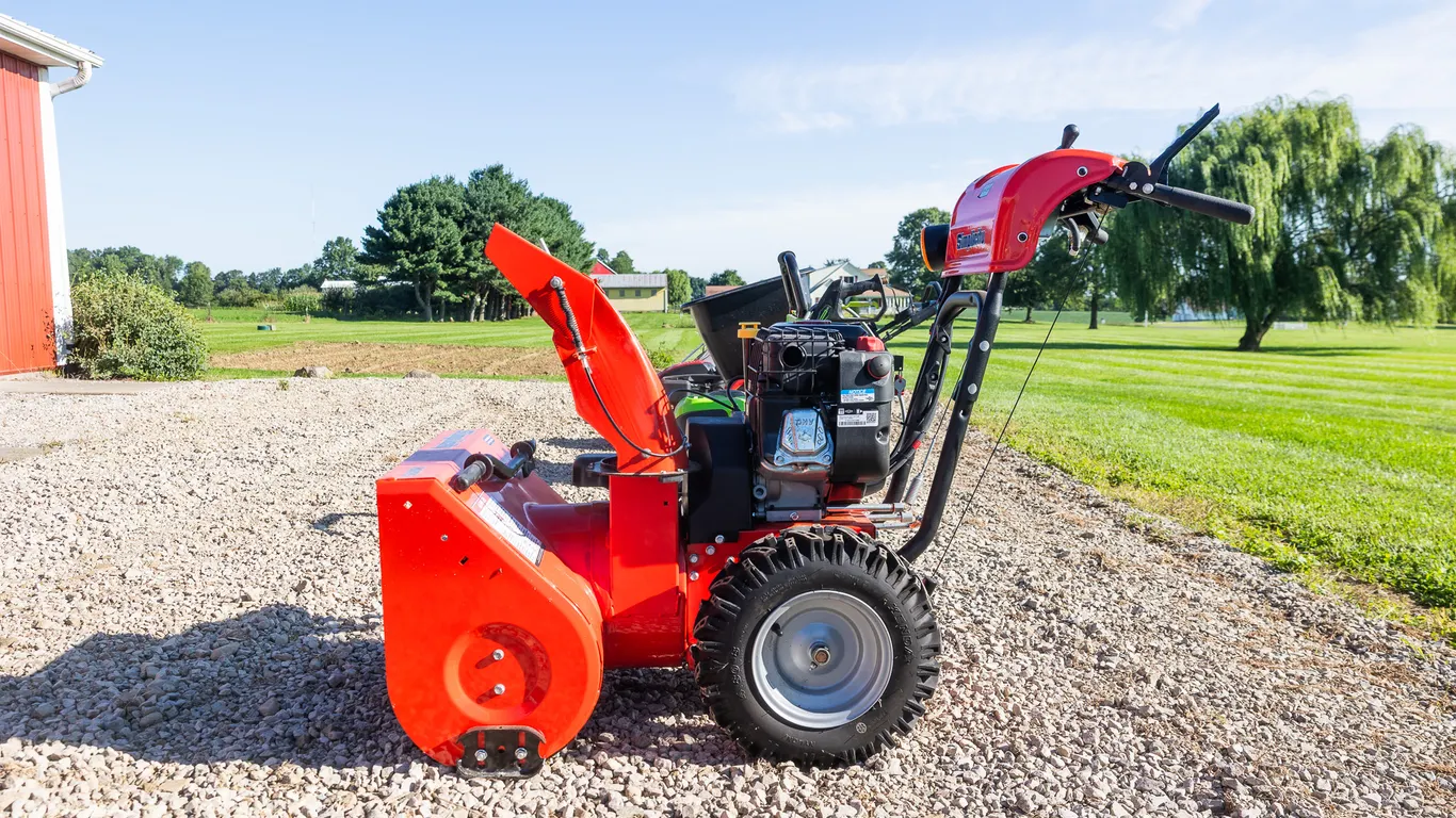 SIMPLICITY M1024E SNOW BLOWER