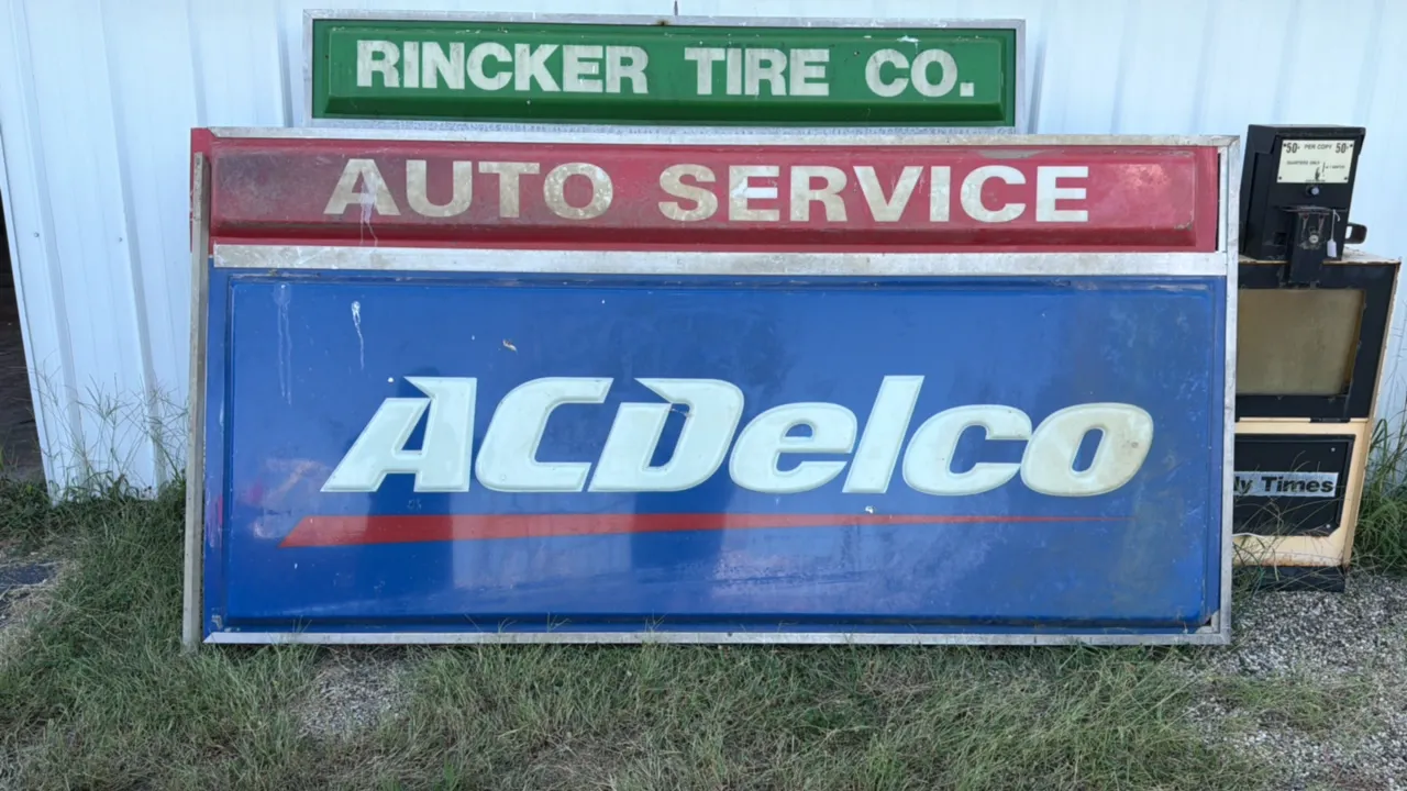 ACDelco Auto Service Qualite Illuminated Commercial Sign