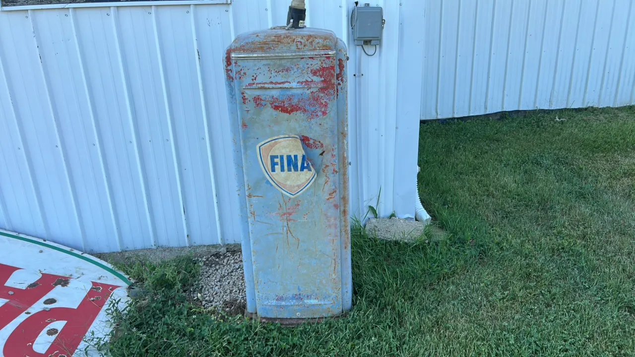 Vintage FINA Oil Can Display