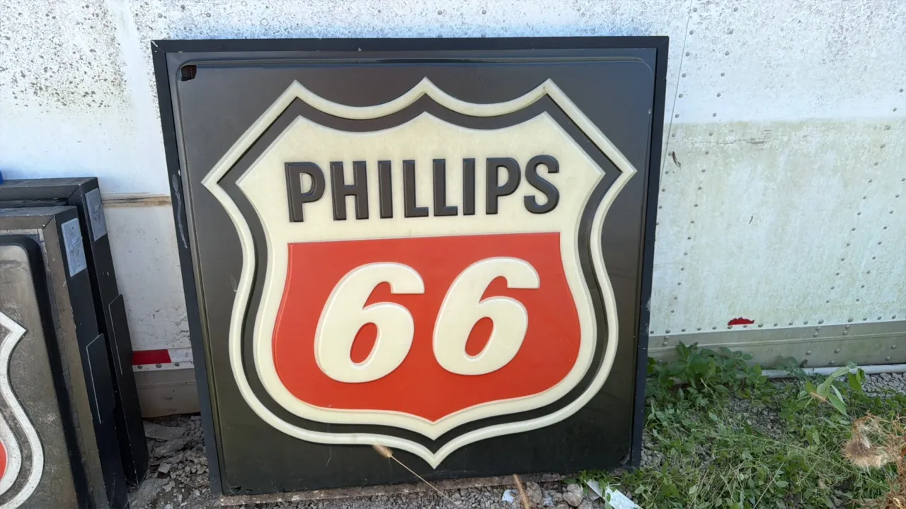 Vintage Phillips 66 Illuminated Gas Station Sign