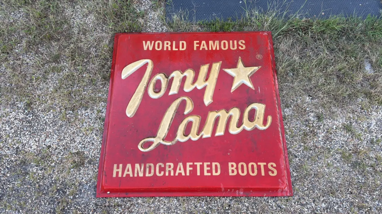 Tony Lama World Famous Handcrafted Boots - Plastic Sign Insert