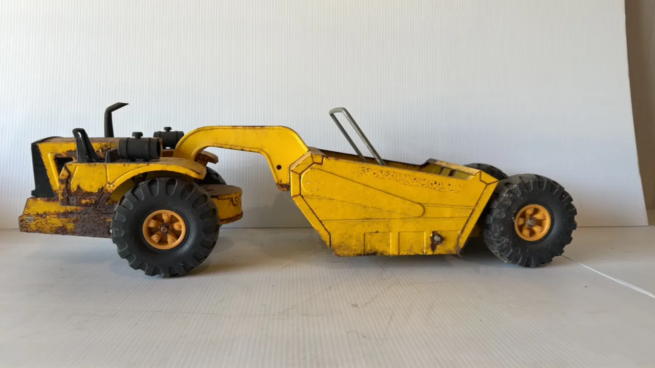 Tonka Scraper Construction Vehicle