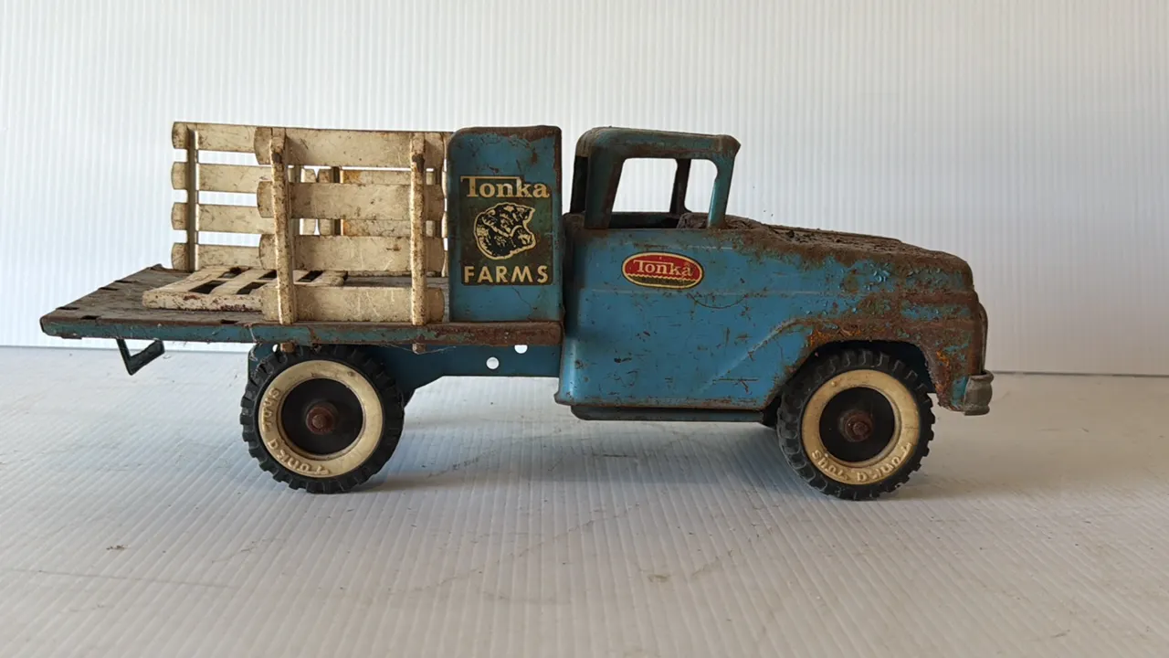 Tonka Toy Farm Truck, Blue with 'Tonka Farms' Decal