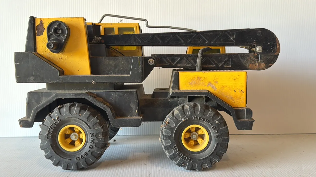 Tonka Toy Crane Truck, Yellow and Black