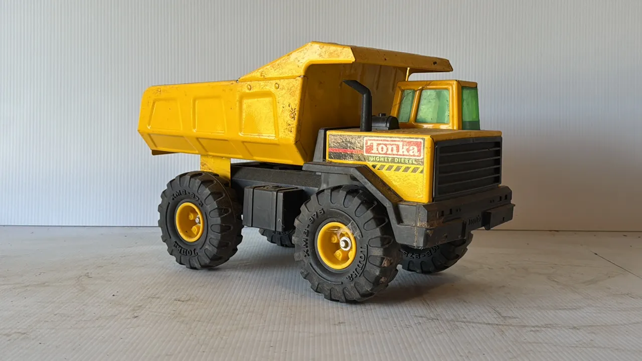 Tonka Mighty Diesel Dump Truck
